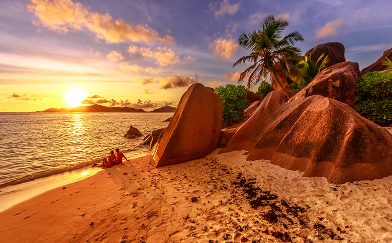 Sonnenuntergang Seychellen Paar Strand Seychellen Sonnenuntergang Paar