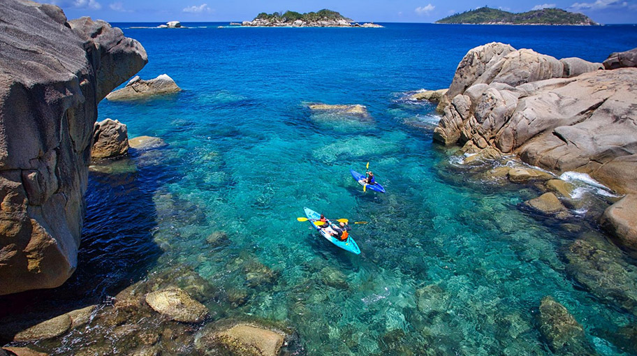 Kayaking Six Senses Seychelles