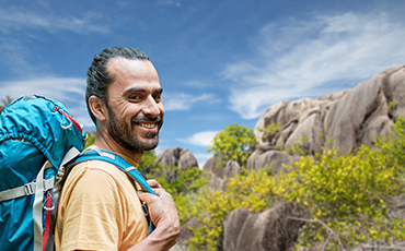 Seychellen Wanderung Mann